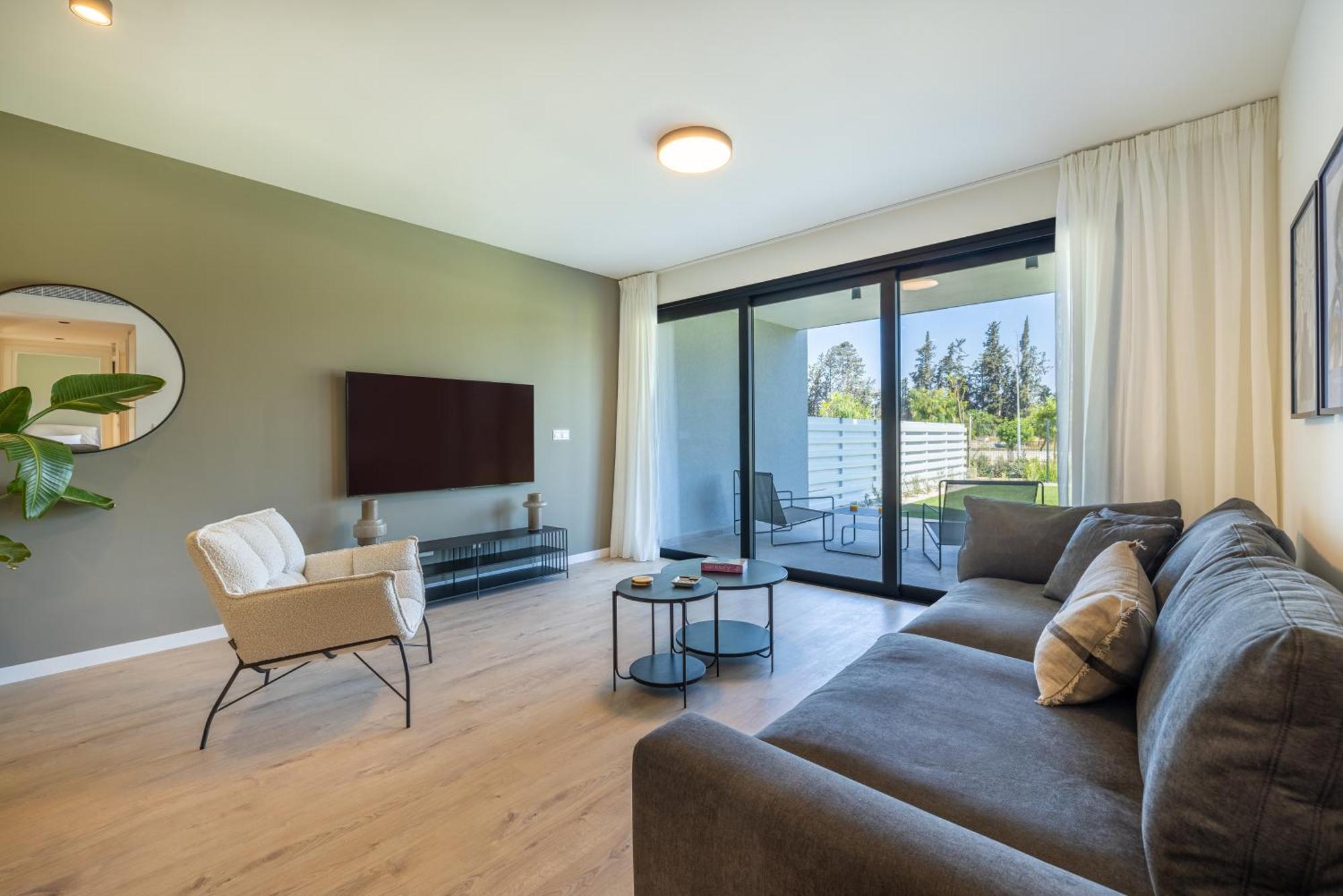 Sunset Gardens Apartment ลิมาซอล ภายนอก รูปภาพ