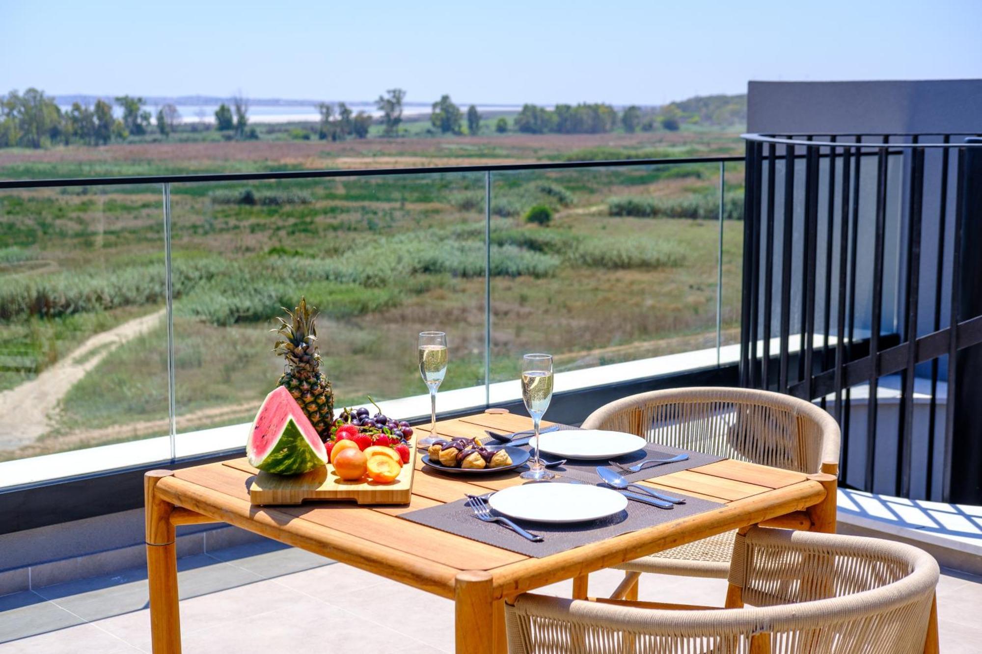 Sunset Gardens Apartment ลิมาซอล ภายนอก รูปภาพ